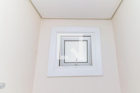 Casa à venda com 390m², 4 quartos e 2 vagas Casa à venda com 390m², 4 quartos e 2 vagasLavabo 2