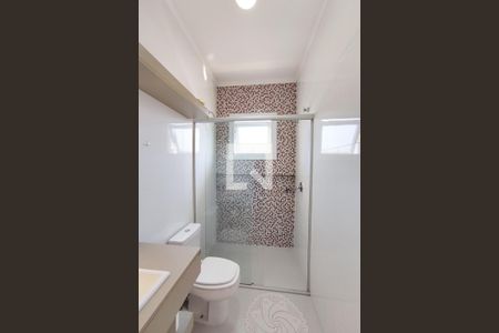 Casa à venda com 142m², 3 quartos e 2 vagasBanheiro da Suíte 2