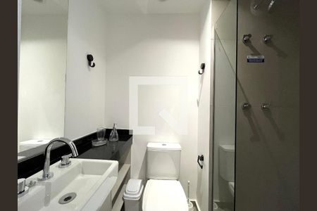 Banheiro  de kitnet/studio para alugar com 1 quarto, 20m² em Vila Clementino, São Paulo