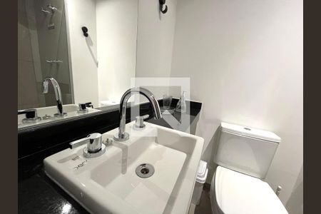 Banheiro  de kitnet/studio para alugar com 1 quarto, 20m² em Vila Clementino, São Paulo