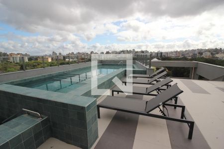 Studio para alugar com 24m², 1 quarto e 1 vaga Studio para alugar com 24m², 1 quarto e 1 vagaÁrea comum - Piscina