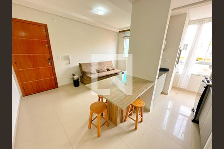 Sala de apartamento para alugar com 2 quartos, 62m² em Ingleses do Rio Vermelho, Florianópolis