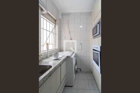 Apartamento à venda com 66m², 3 quartos e 1 vagaÁrea de Serviço