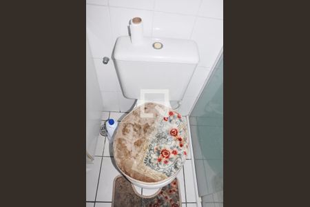 Casa de condomínio para alugar com 100m², 2 quartos e 2 vagasDetalhe - Banheiro dos Quartos