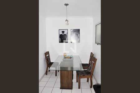 Casa de condomínio para alugar com 100m², 2 quartos e 2 vagasDetalhe - Cozinha