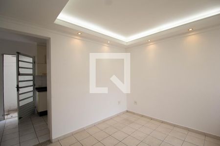 Sala de casa de condomínio à venda com 2 quartos, 100m² em Vila Nina, São Paulo