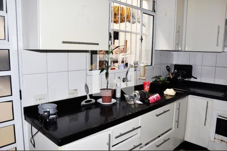 Casa de condomínio para alugar com 100m², 2 quartos e 2 vagasDetalhe - Cozinha