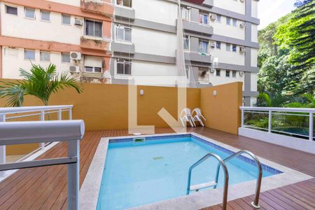 Apartamento à venda com 87m², 2 quartos e 1 vaga Apartamento à venda com 87m², 2 quartos e 1 vagaÁrea comum - Piscina