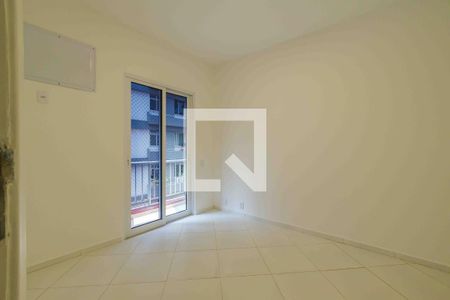 Apartamento à venda com 87m², 2 quartos e 1 vaga Apartamento à venda com 87m², 2 quartos e 1 vagaQuarto