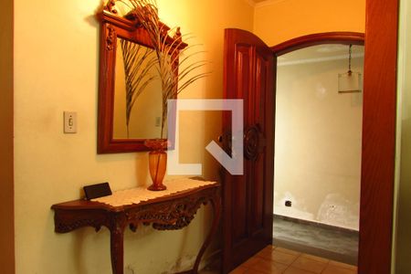 Hall de entrada de casa à venda com 3 quartos, 250m² em Jardim Bonfiglioli, São Paulo