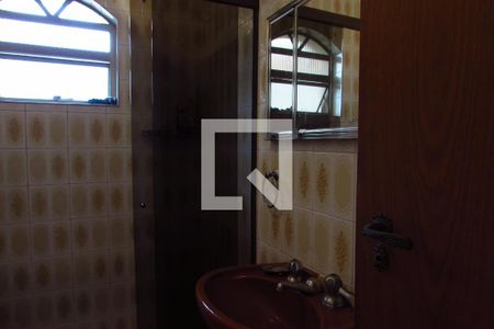 Casa à venda com 250m², 3 quartos e 4 vagasBanheiro Suíte 3