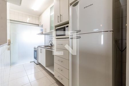 Apartamento para alugar com 65m², 2 quartos e 2 vagas Apartamento para alugar com 65m², 2 quartos e 2 vagasCozinha