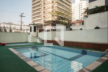 Apartamento à venda com 145m², 3 quartos e 2 vagas Apartamento à venda com 145m², 3 quartos e 2 vagasÁrea comum - Piscina