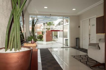 Apartamento à venda com 145m², 3 quartos e 2 vagas Apartamento à venda com 145m², 3 quartos e 2 vagasHall social