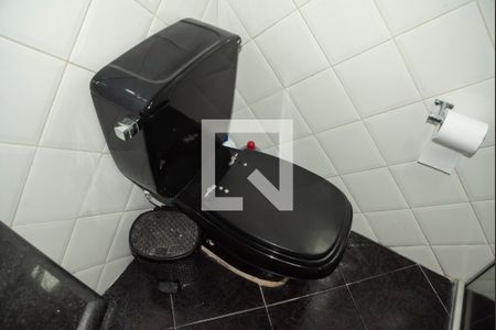 Apartamento à venda com 145m², 3 quartos e 2 vagas Apartamento à venda com 145m², 3 quartos e 2 vagasBanheiro