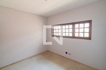 Casa à venda com 189m², 3 quartos e 6 vagasQuarto 1