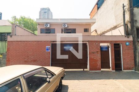 Casa à venda com 189m², 3 quartos e 6 vagasFachada