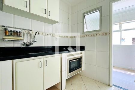 Apartamento à venda com 65m², 2 quartos e 1 vagaCozinha