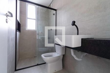 Apartamento à venda com 160m², 3 quartos e 3 vagas Apartamento à venda com 160m², 3 quartos e 3 vagasBanheiro social