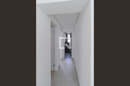 Corredor de apartamento à venda com 3 quartos, 160m² em Padre Eustáquio, Belo Horizonte