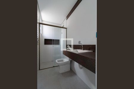 Apartamento à venda com 160m², 3 quartos e 3 vagas Apartamento à venda com 160m², 3 quartos e 3 vagasBanheiro da suíte