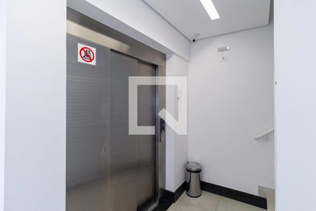 Apartamento à venda com 160m², 3 quartos e 3 vagas Apartamento à venda com 160m², 3 quartos e 3 vagasHall de entrada