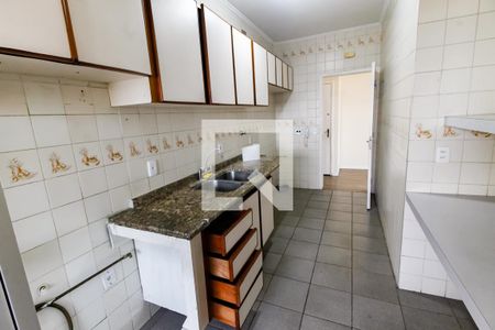 Apartamento à venda com 70m², 2 quartos e 2 vagas Apartamento à venda com 70m², 2 quartos e 2 vagasCozinha - Armários