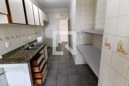 Apartamento à venda com 70m², 2 quartos e 2 vagas Apartamento à venda com 70m², 2 quartos e 2 vagasCozinha - Armários