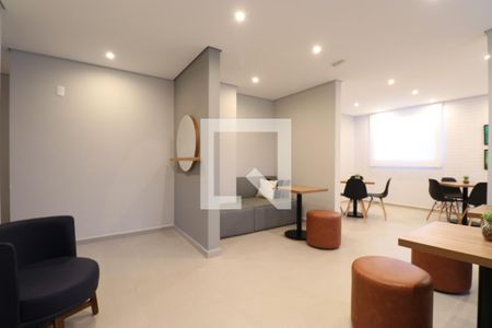 Apartamento à venda com 40m², 2 quartos e sem vagaÁrea comum - Salão de festas