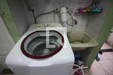 Casa de condomínio à venda com 130m², 3 quartos e 2 vagasÁrea de Serviço