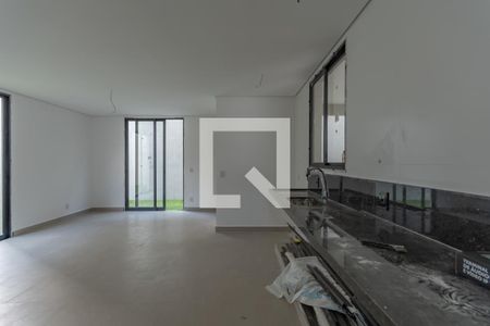 Casa de condomínio à venda com 140m², 3 quartos e 1 vaga Casa de condomínio à venda com 140m², 3 quartos e 1 vagaCozinha