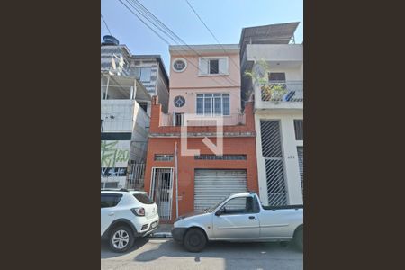 Casa à venda com 170m², 3 quartos e 1 vagaFachada