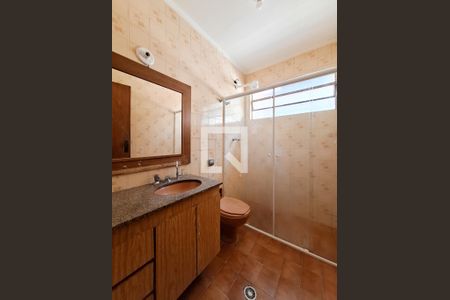 Casa à venda com 170m², 3 quartos e 1 vagaBanheiro