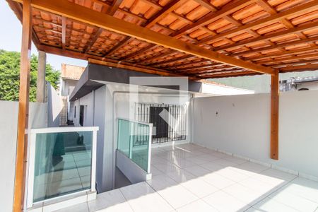Casa à venda com 200m², 2 quartos e 2 vagasÁrea Externa