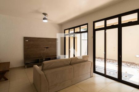Apartamento para alugar com 125m², 2 quartos e 2 vagasSala