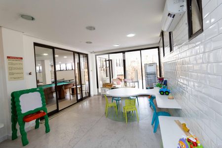 Apartamento para alugar com 125m², 2 quartos e 2 vagasÁrea comum