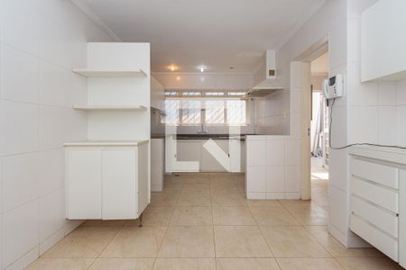 Casa para alugar com 206m², 3 quartos e 2 vagasCozinha