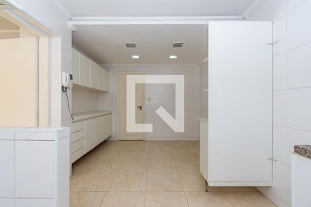 Casa para alugar com 206m², 3 quartos e 2 vagasCozinha