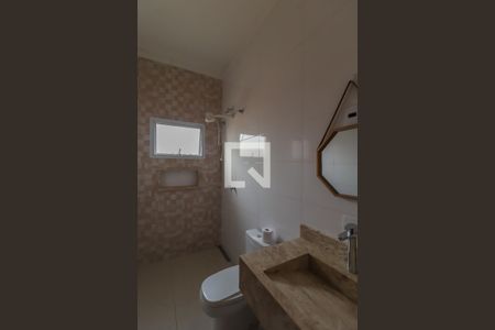 Casa de condomínio à venda com 270m², 3 quartos e 3 vagas Casa de condomínio à venda com 270m², 3 quartos e 3 vagasBanheiro