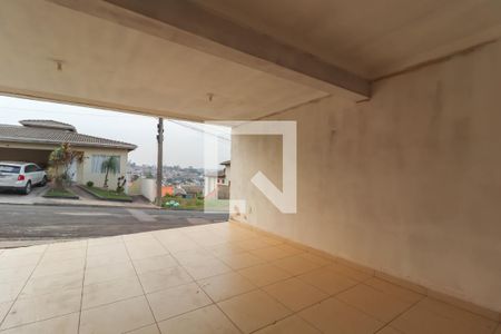 Casa de condomínio à venda com 270m², 3 quartos e 3 vagas Casa de condomínio à venda com 270m², 3 quartos e 3 vagasGaragem