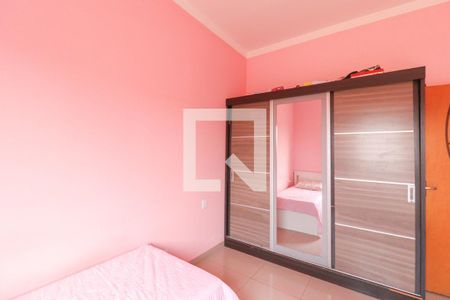 Casa de condomínio à venda com 270m², 3 quartos e 3 vagas Casa de condomínio à venda com 270m², 3 quartos e 3 vagasQuarto 3