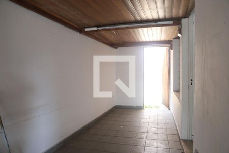 Casa à venda com 200m², 8 quartos e 4 vagasEntrada - Casa 2
