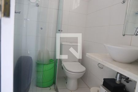 Casa à venda com 200m², 8 quartos e 4 vagasBanheiro de serviço - Casa 1