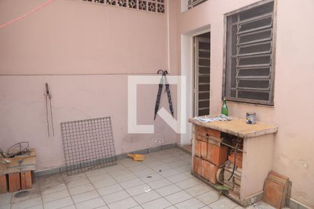 Casa à venda com 200m², 8 quartos e 4 vagasÁrea externa - Casa 2