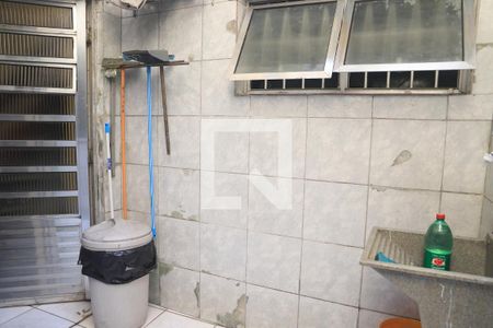 Casa à venda com 180m², 4 quartos e 2 vagasÁrea de Serviço