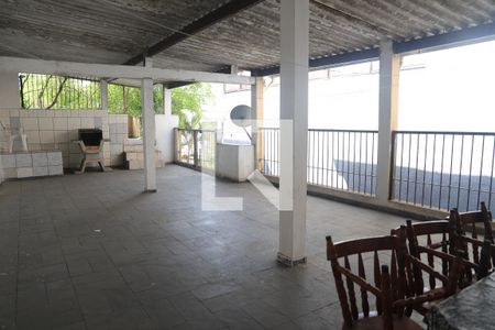 Casa à venda com 180m², 4 quartos e 2 vagasTerraço