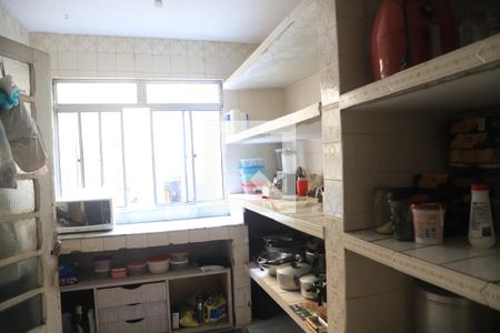 Casa à venda com 180m², 4 quartos e 2 vagasDespensa