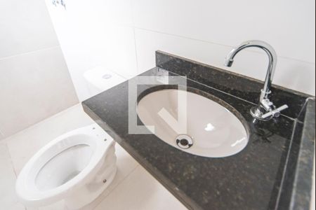 Apartamento para alugar com 48m², 2 quartos e 1 vaga Apartamento para alugar com 48m², 2 quartos e 1 vagaBanheiro do Quarto 2