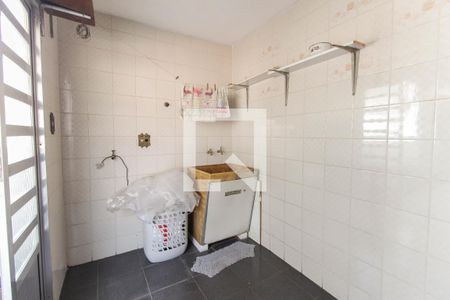 Casa à venda com 100m², 2 quartos e 1 vagaÁrea de Serviço