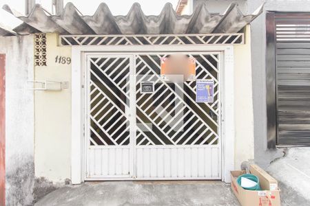 Casa à venda com 100m², 2 quartos e 1 vagaFachada 